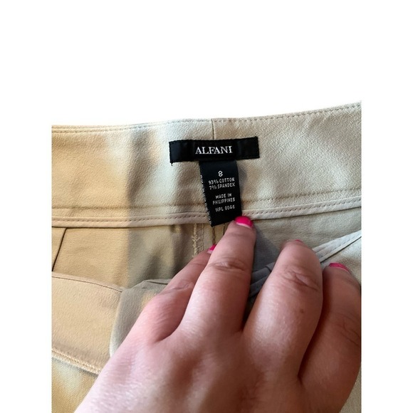 Alfani Ankle Pant Women's Size 8 Beige Straight Leg Mid-Rise Cotton Stretch - Picture 4 of 5